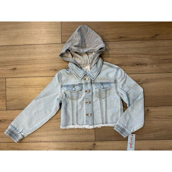 Girls Hooded Jean Jacket Cat & Jack Light Wash Blue NWT M Medium 8 Snap Buttons - Picture 1 of 4